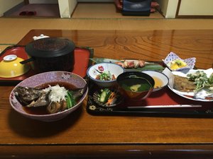 餐饮