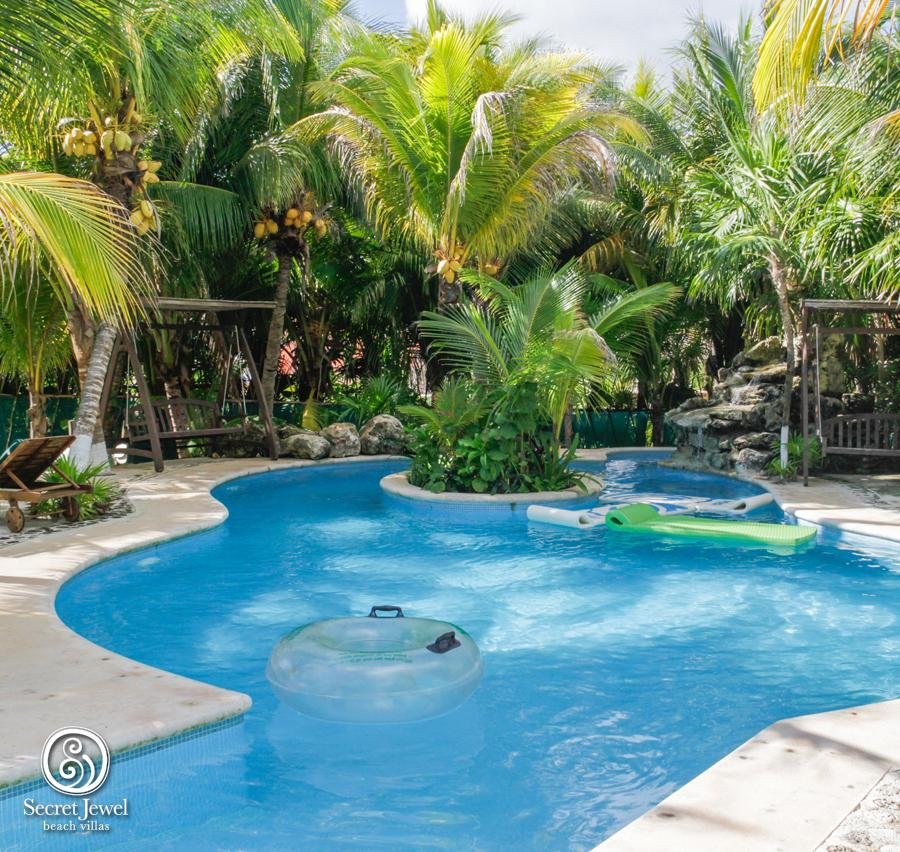 Secret Jewel Beach Villas Pool: Pictures & Reviews - Tripadvisor