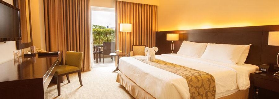 Premier Deluxe King Room with direct access to private veranda