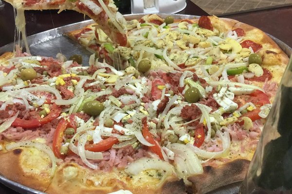 THE BEST 10 Pizza Places near Parque Taipas - SP 02675-031, Brazil