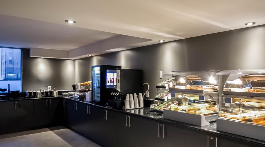 Déjeuner Buffet / Breakfast Buffet Room