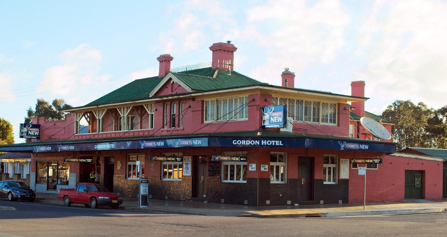 Gordon Hotel