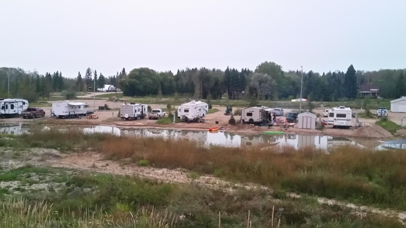 LAKELAND VISTA RV PARK & RESORT - Campground Reviews (Christopher Lake ...