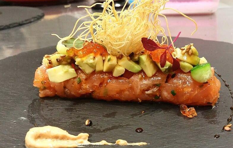 salmon tartar