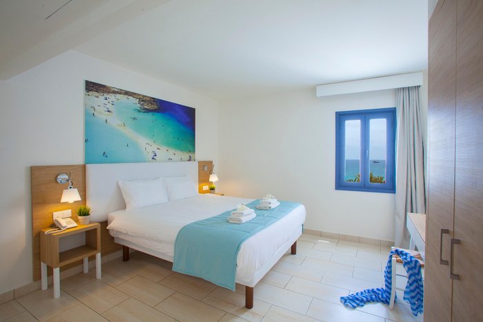 Tui Blue Nausicaa Beach By Louis Hotels Rooms: Pictures & Reviews ...