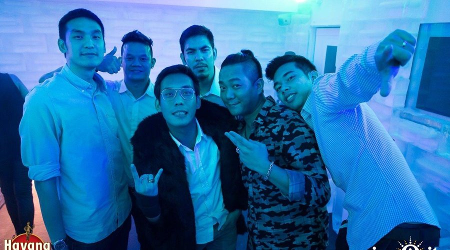Minus 13 Ice Bar