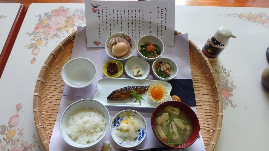 YHの朝食。手間をかけた品々に感動しました。