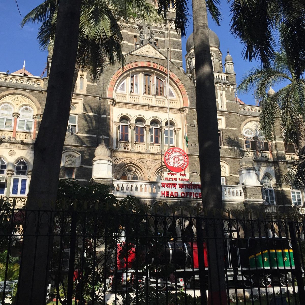 Subway, Churchgate, Mumbai