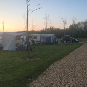 Betaalwijze douche, en foto's nieuwe deel van de camping