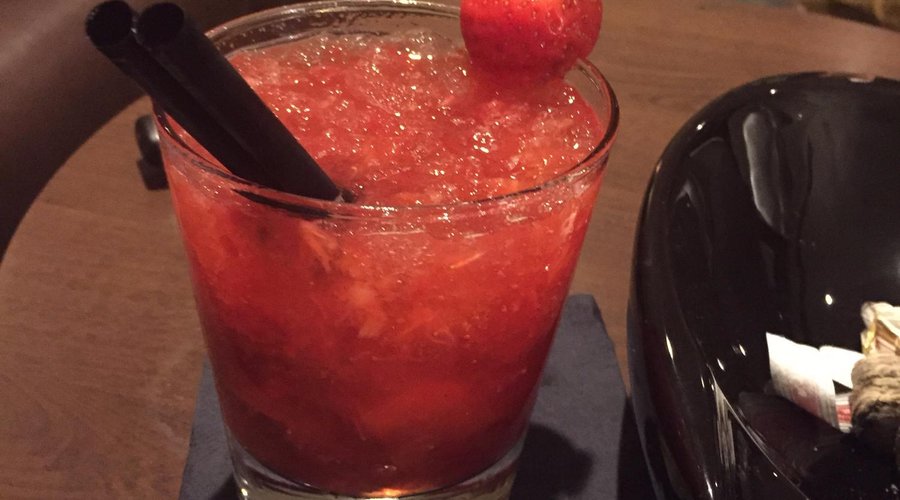 Caipifruta (with strawberries)
