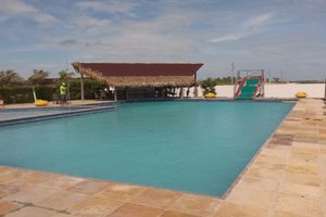 Piscina e praia