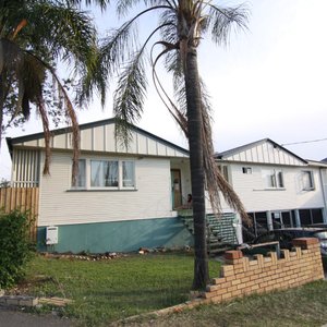 Main entrance at Russell Street side