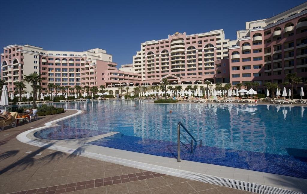 DIT Majestic Beach Resort, hotel in Sunny Beach