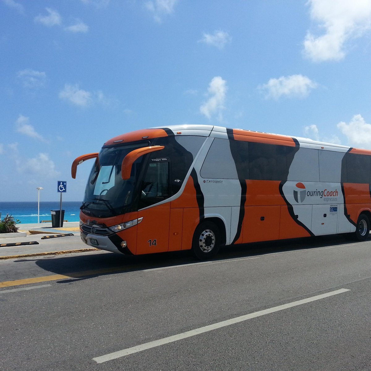 coach individual cancun resorts