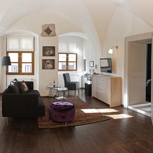 Suite living room