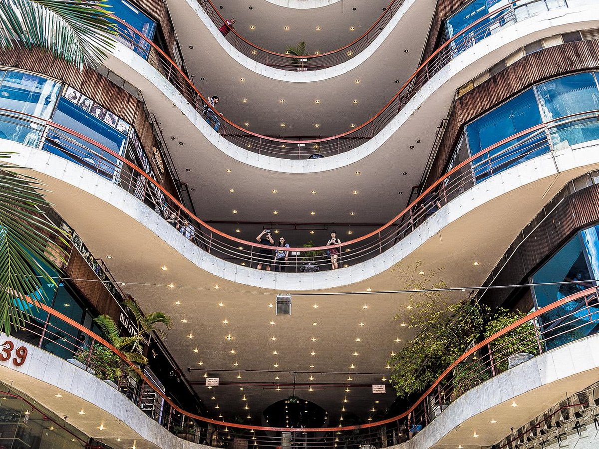 São Paulo 360° - Guia Cultural: Galeria do Rock (Shopping Center