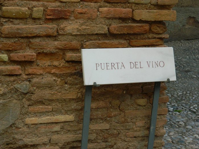 Imagen 5 de Puerta del Vino