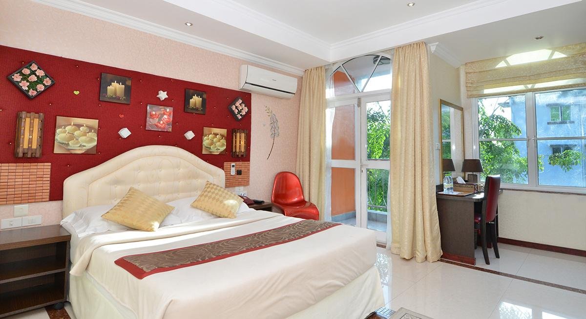 Le Vieux Nice Inn by V Hotels Pvt Ltd by null