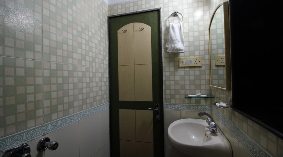 toilet 2