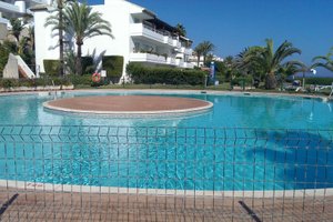 Piscina e praia