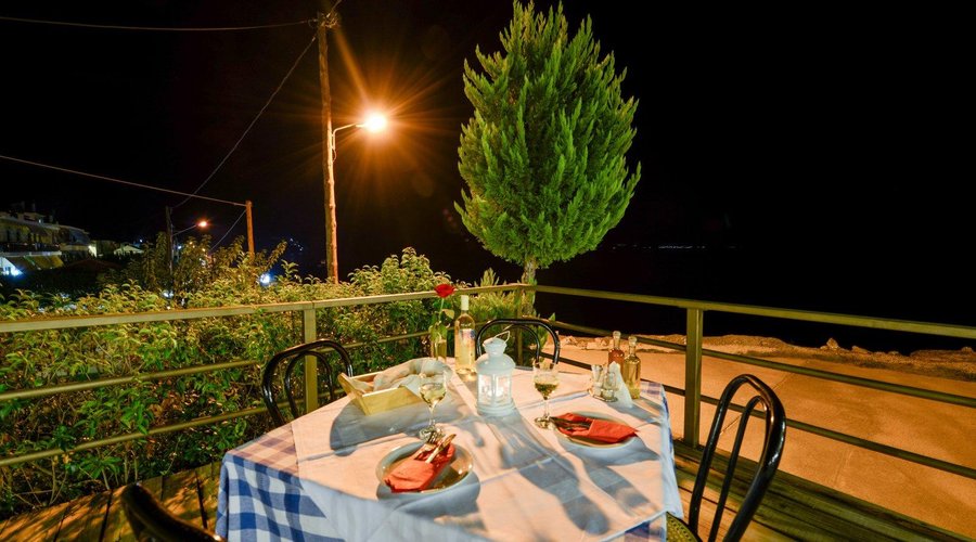 Pharos Restaurant