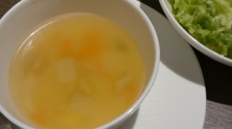 スープとサラダ