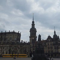 Statue of King John