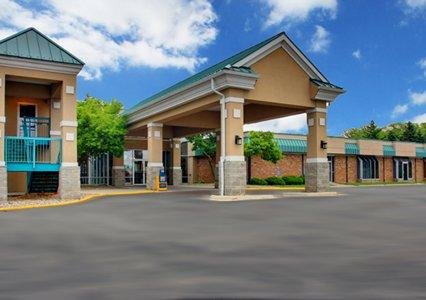 LIFESTYLE INN HOTEL AND CONFERENCE CENTER $73 ($̶1̶3̶5̶) - Prices ...