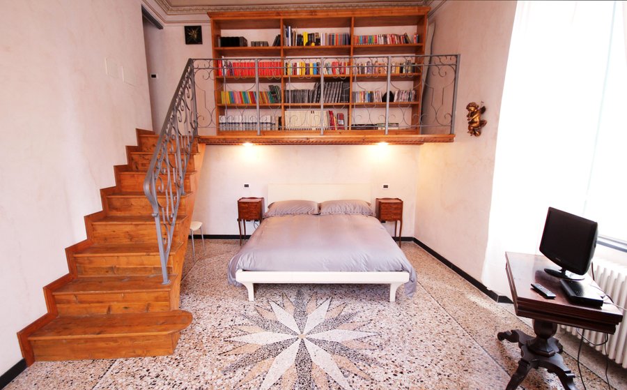 SUITE ROOM