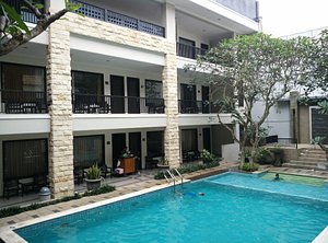 Bintang Mulia Hotel in Jember, image may contain: Villa, Hotel, Resort, Plant