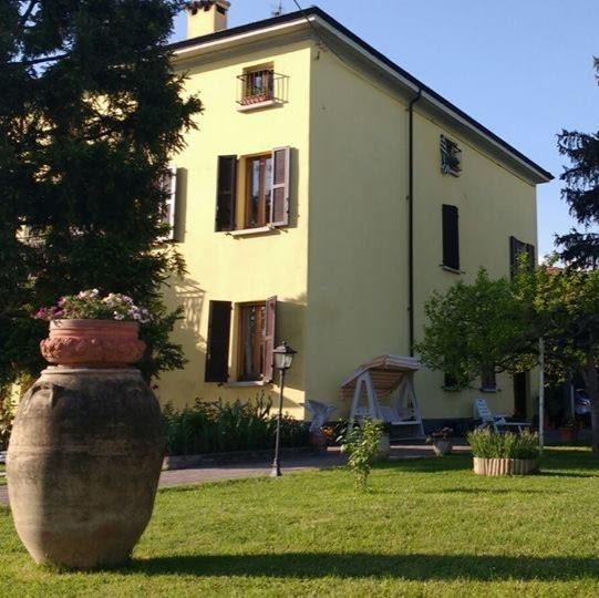 B&B PARMA FIERE E DINTORNI - Prices & Reviews (Italy)