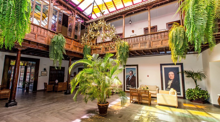 Lobby at the Hotel Marquesa