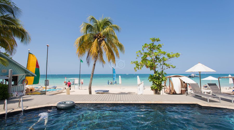 The Kids' Pool at the Azul Beach Resort Sensatori Jamaica by Karisma