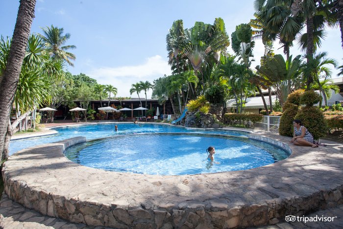 The Ritz Hotel At Garden Oases Pool: Pictures & Reviews - Tripadvisor