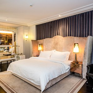 The Classic Sassy Double Suite at the Jinjiang Metropolo Hotel Classiq Shanghai Off Bund