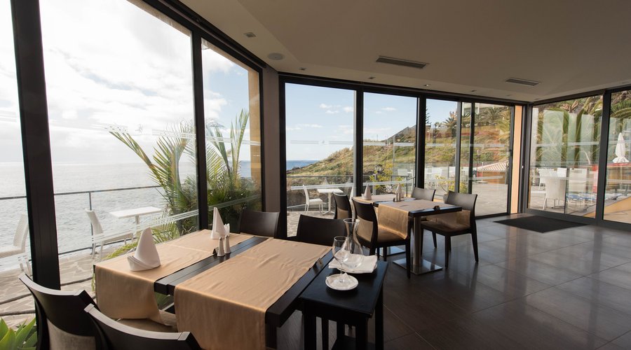 Lee Hamilton Steak House at the Hotel Cais da Oliveira