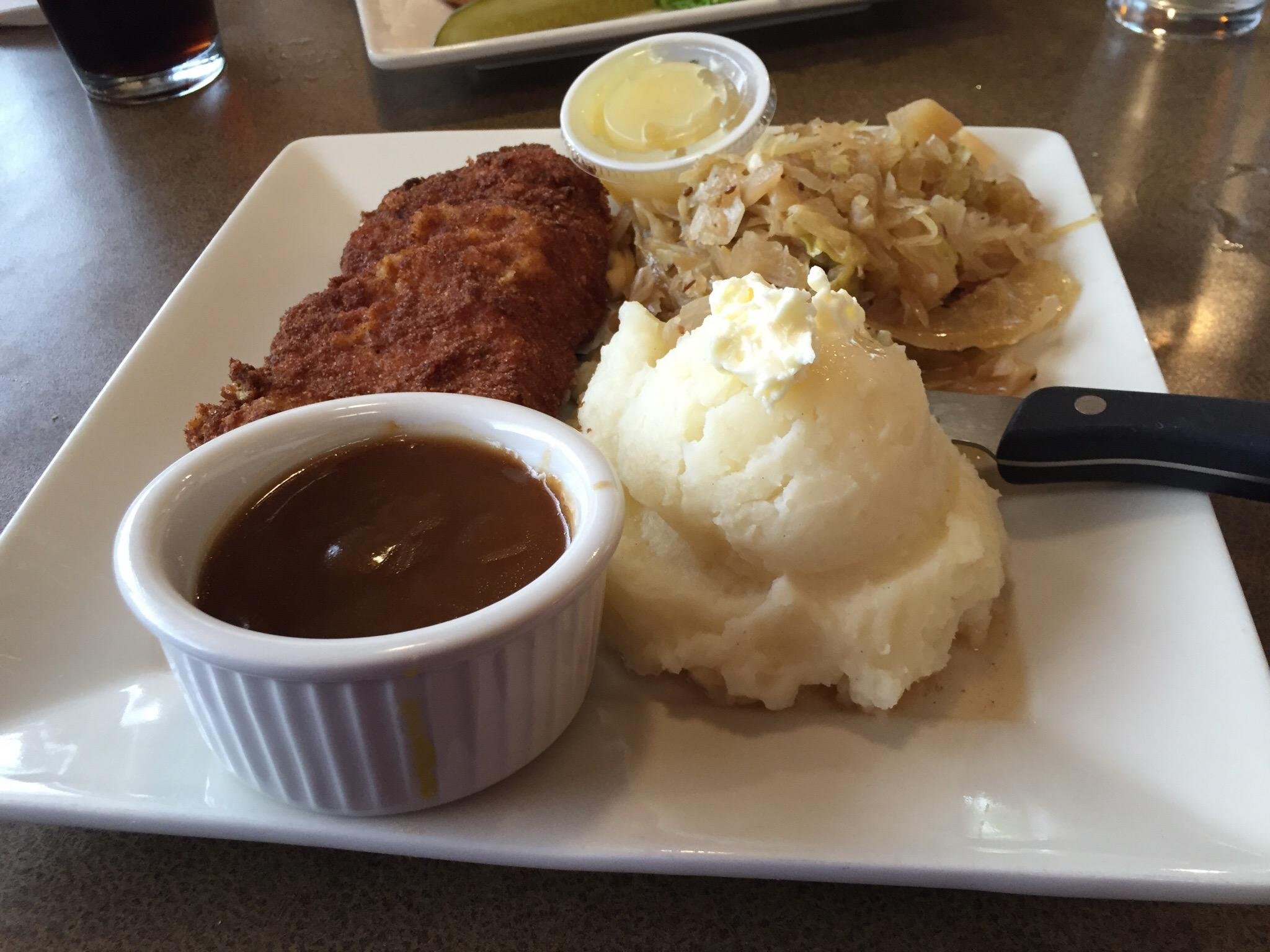 THOMAS'S FAMILY DINING, Livonia - Photos & Restaurant Reviews - Order