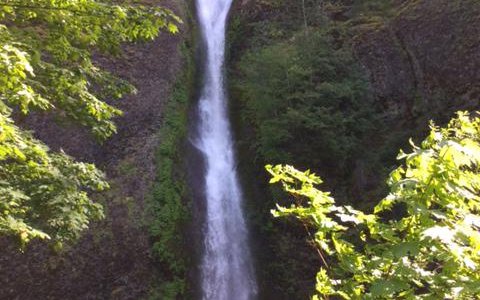 Horsetail falls on interstate 84