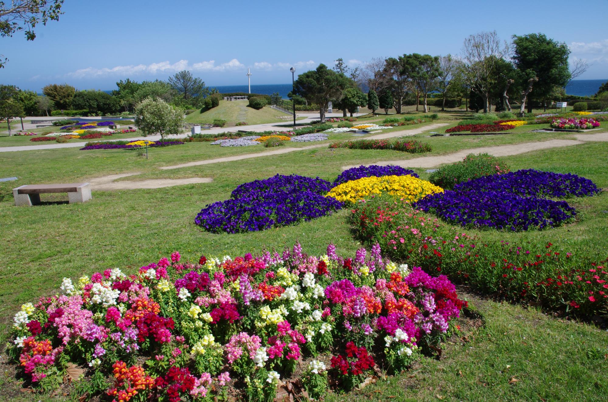 Akashi National Government Park - All You Need to Know BEFORE