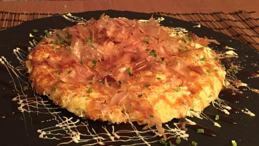Okonomiyaki vegetable pancake