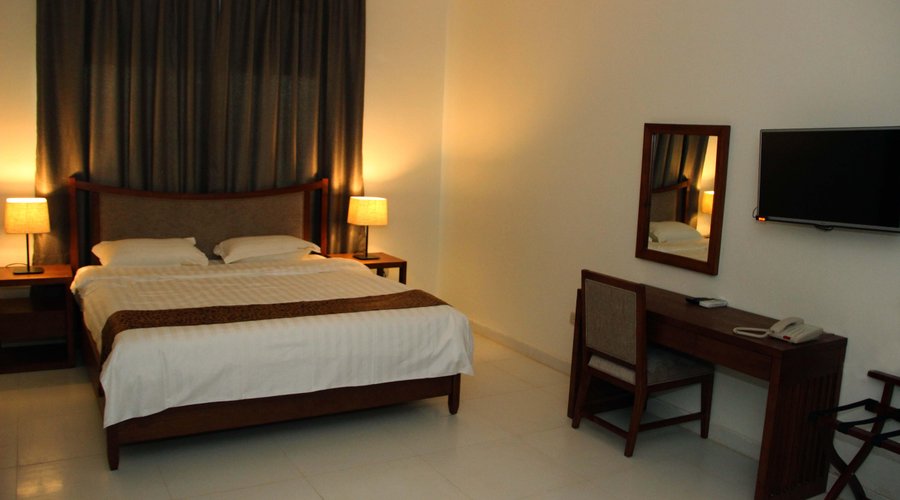 Kingsize bedroom