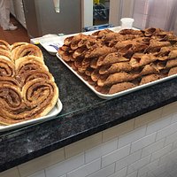 Cannoli and ambience