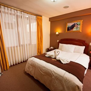 Habitación Matrimonial - Hotel Mabey Cusco
