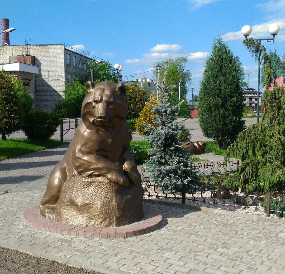 Monument to a Bear (Velikiye Luki) - All You Need to Know BEFORE You Go