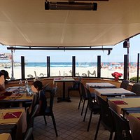 La veranda coperta con vista mare