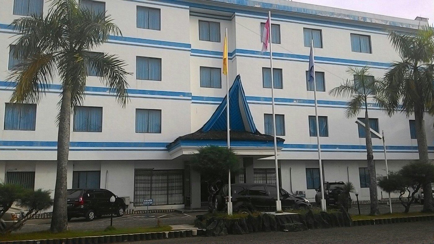 HOTEL WISATA INDAH (Sibolga, Indonesia) Ulasan & Perbandingan Harga