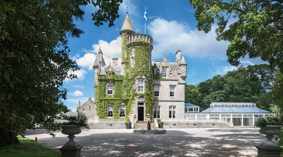 Carlowrie Castle on Edinburgh's doorstep