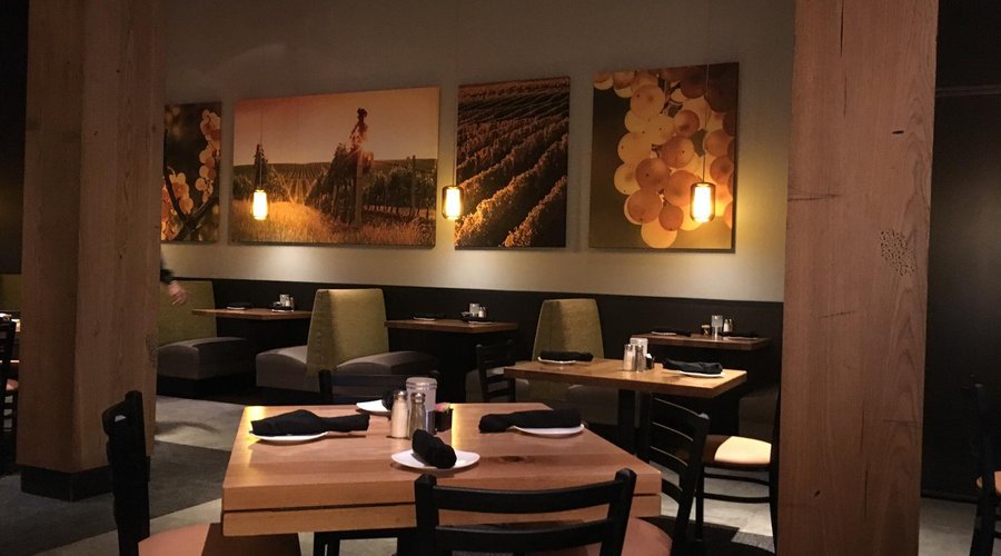 Cooper's Hawk Winery & Restaurant- Annapolis