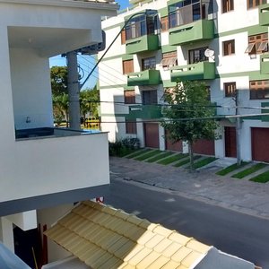 La entrada del hostel tomada desde la terraza