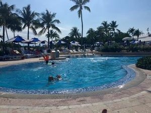 Pool & Beach